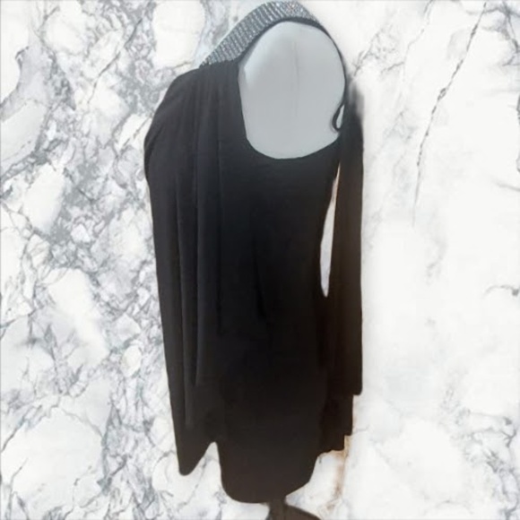 Le Chateau XS Formaal Black Dress with Rinestone 1 Shoulder Strap - Picture 8 of 9
